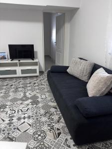 Apartment in Pirovac with balcony, air conditioning, Wi-Fi (4717-2)