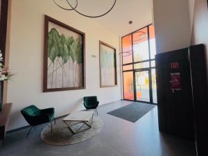 Karzo Property LU 205 Free Garage