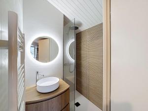 Appartement ski aux pieds, rénové, balcon sud, 4 pers - FR-1-178-326