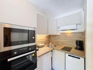 2 pièces 4 pers, ski aux pieds, Les Menuires - FR-1-178-31