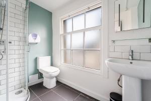 Georgian Shared House No64 - By Clifton Short Lets