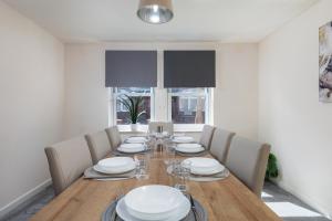 Spacious Luxurious Serviced Accommodation 6
