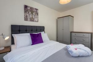 Spacious Luxurious Serviced Accommodation 6