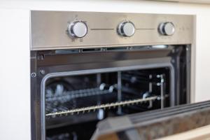 Beautiful Two-Room Apartment in Maggiolina