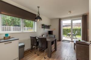 Vakantiehuis Zoutelande met grote tuin dichtbij strand