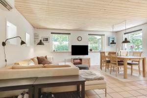 8837-Glesborg-Enebaervej-30-A