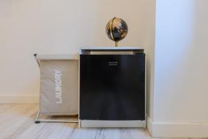 Washington habitación con comodidad y zonas compartidas Gran Vía-Madrid Temporal SBE1014