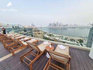 MarvelStay-Infinity Pool-Beachfront-The Palm