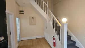 Park Road Guest House - Room To Rent On Park Road in Blackpool FY1 4ET