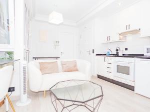 YBH Alfonso XIII, 12