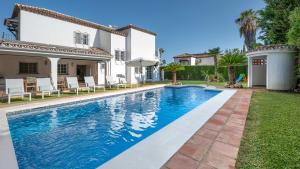 VACATION MARBELLA I Villa Faldo, Golf Valley, Private Heated Pool, BBQ, 24H Security, World-Class Dining, 10 min from Puerto Banus