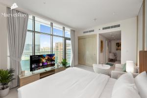 MarvelStay-Infinity Pool-Beachfront-The Palm