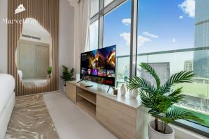 MarvelStay-Infinity Pool-Beachfront-The Palm