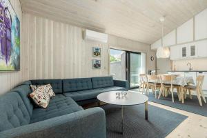 84235-Ebeltoft-Oreflak-63-A