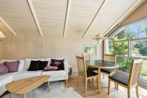 1089-N-Hundested-Natskyggevej-28