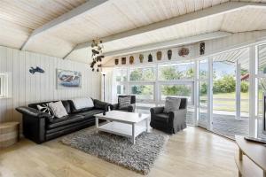 617-N-Melby-Bakkely-8-B