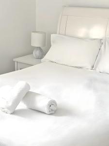 Luxury Home -Private Rooms- 3 mins from Alexandra Hospital, Redditch