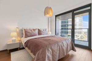 Eurovea Tower Apt 3 River View