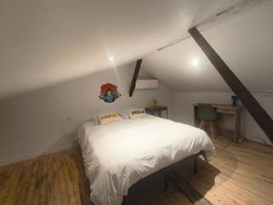 Loft Le Pop Art - Balneo - Cinéma - Borne arcade - Clim