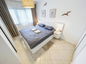 Sunrise to Sunset Vista