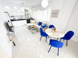 Sunrise to Sunset Vista