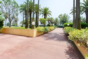 C3 Studio Facing Sea and Beach - Wifi, AC, terrace