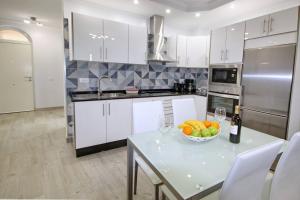 Modern apartment in complex with pool in Costa Adeje