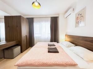 Apartments of the Lingering Sun