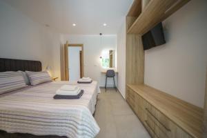 Alkioni Villa, Steps from the Sea