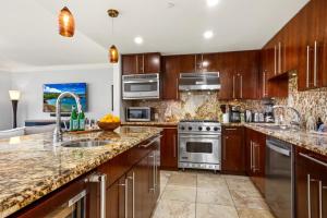 Honua Kai Hokulani 2 Free Rental Cars KBM Resorts Close To Beach 2 Units 4 Bedrooms ML-1640