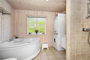 BL704-Blokhus-Soren-Petersvej-7