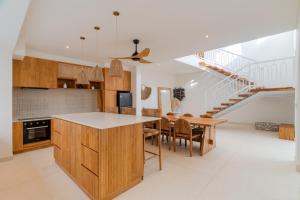 Villa Valli 6 Luxury Mediterranean Villa with Private Pool, Sauna in Bingin