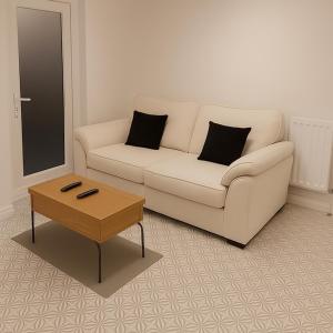 Cosy 4BR Home - Highfields Park, Queens Medical Centre, Uni & City Centre - Sleeps 8