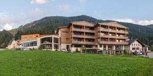 Alpine Nature Hotel Stoll