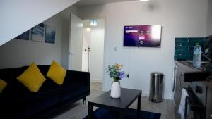 New Build cosy one bedroom - CDF