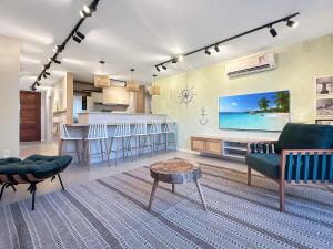 Condomínio Clube Luxo Marina Privativa 5 Suítes