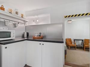 Holiday Home Lenora II by Interhome