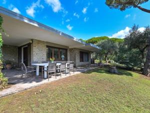 Holiday Home Villa Anna by Interhome