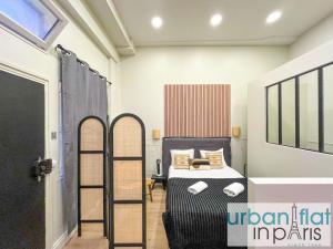 UrbanFlat 05 - Courtyard Apartment in Central Paris