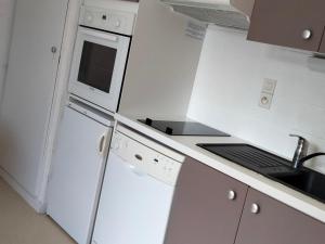 Appartement Sud 2 pièces, 4 pers, balcon, parking collectif - FR-1-263-238