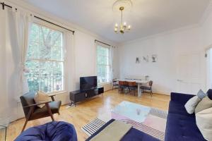 Spacious 3BDR-Steps To Kings Cross Tube