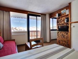 Appartement confortable 2 pièces avec vue Mont-Blanc, parking, à 50m des pistes - FR-1-455-109