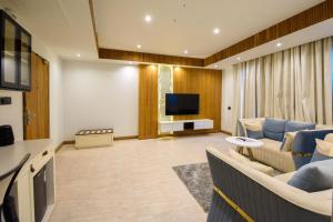 Emerald Hotel