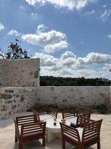 Pepper Tree, a Helena Luxus property