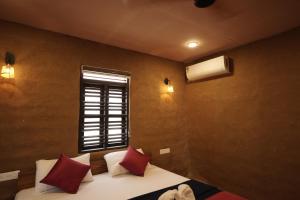 Papilio Mudhouse Stay