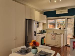 Cozy home near Swan River-10 mins to Perth City