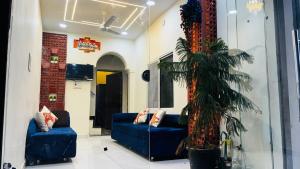 Shree nidhi comfort stay MAHAKAL ki krupa ujjain