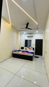 Shree nidhi comfort stay MAHAKAL ki krupa ujjain