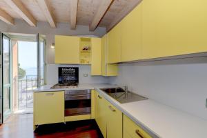 Magic apartment with view on Garda lake in the center of Desenzano