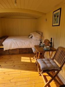 Shepherds Hut in heart of the Brecon Beacons